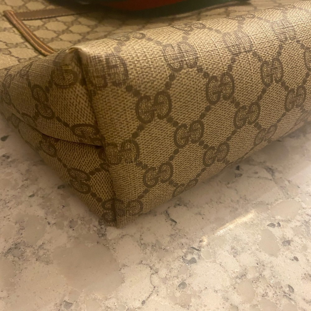Gucci Purse - Picture 6 of 9
